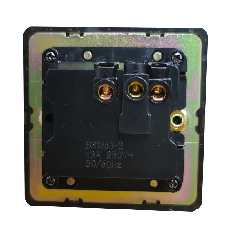 13A UK Socket Wall Push Button - Home Improvement Years recension och pris